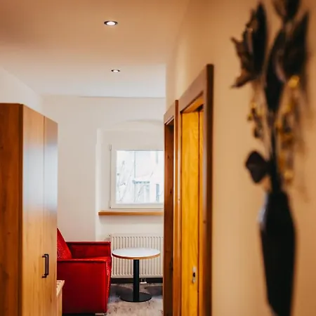 Konukevi Allhartsberger Hof 3*