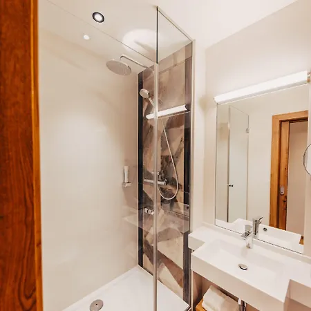 Konukevi Allhartsberger Hof 3*